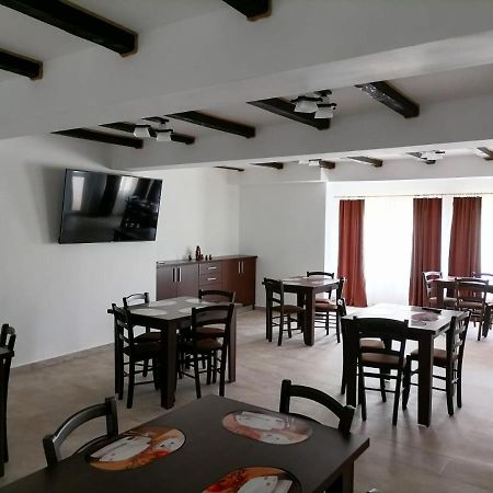 Casa Mirandre Apartman Hátszeg Kültér fotó
