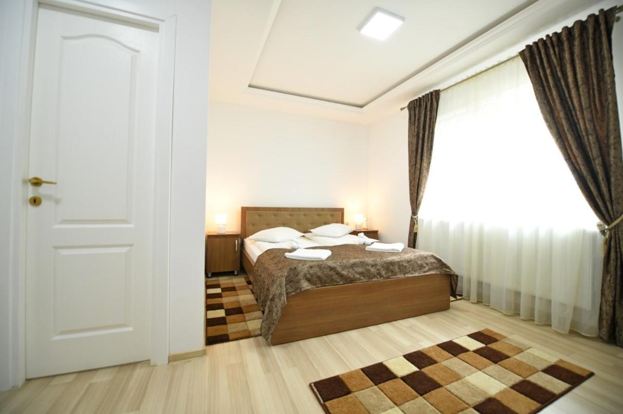 Casa Mirandre Apartman Hátszeg Kültér fotó