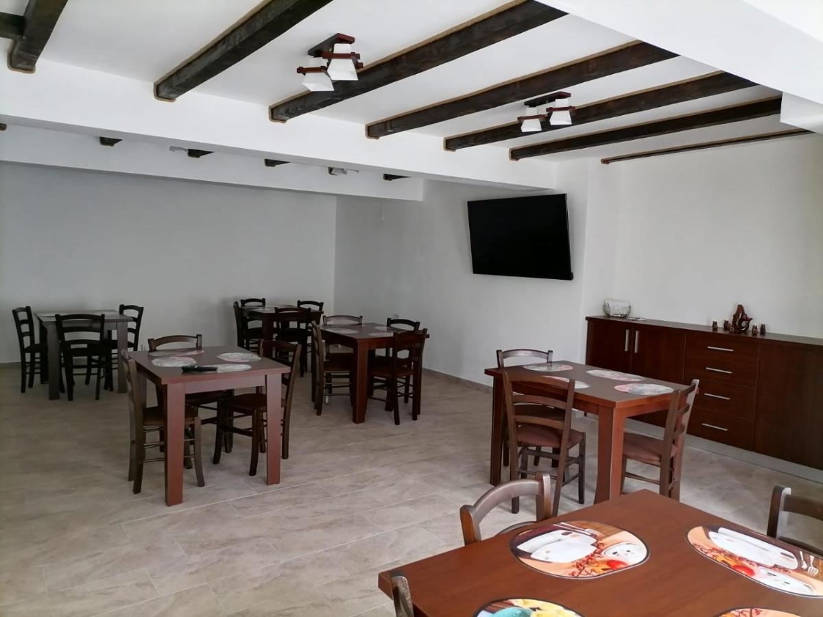 Casa Mirandre Apartman Hátszeg Kültér fotó