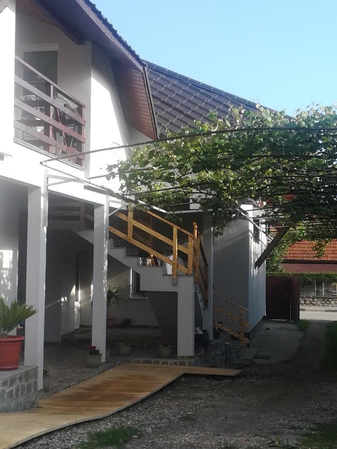 Casa Mirandre Apartman Hátszeg Kültér fotó